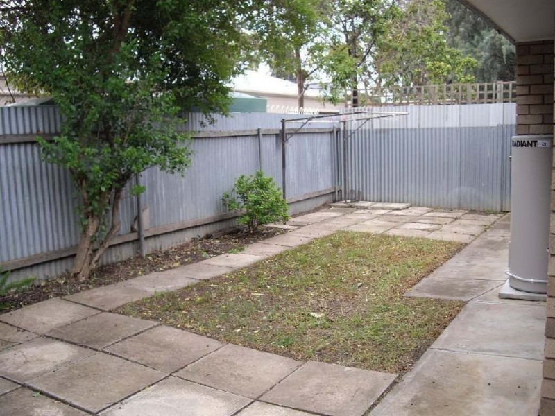 2/32 Brown Street, Willaston SA 5118