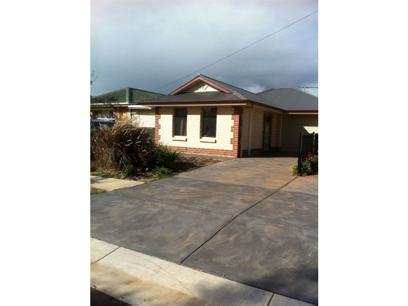 33 Marleycombe Road, Elizabeth Vale SA 5112