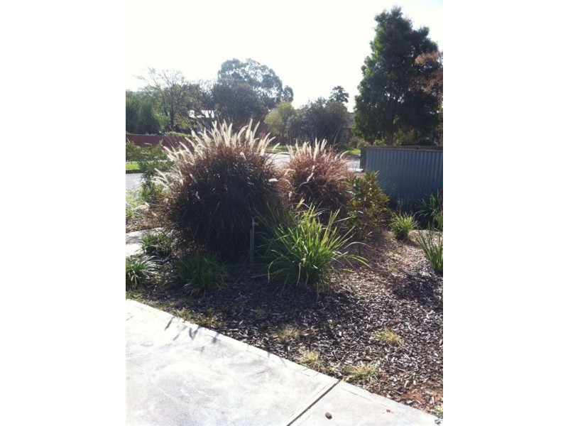 33 Marleycombe Road, Elizabeth Vale SA 5112