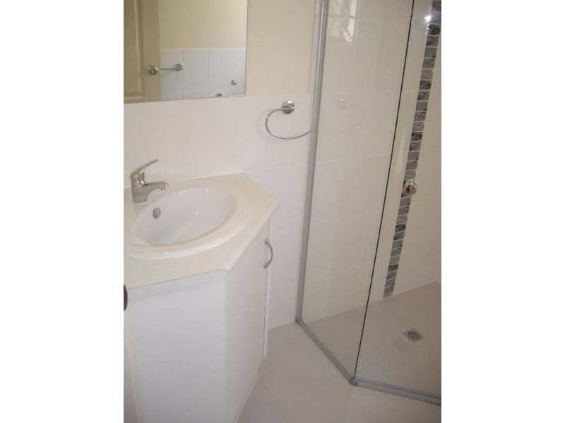 33 Marleycombe Road, Elizabeth Vale SA 5112