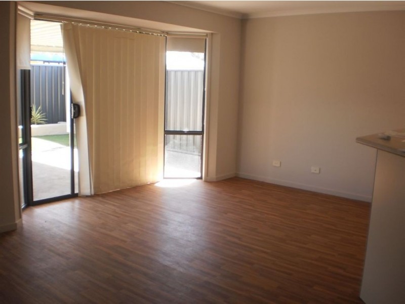 1832 Semillion Crescent, Andrews Farm SA 5114