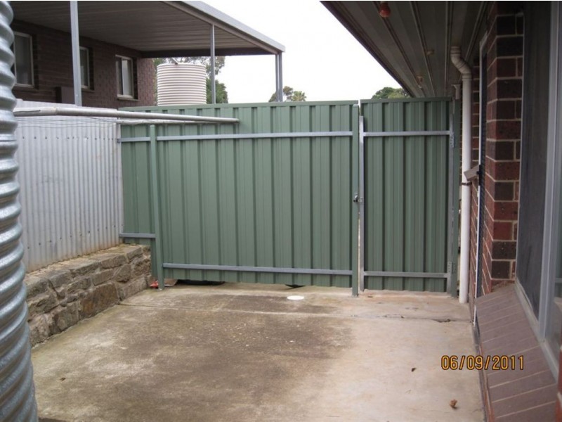 1/3 Young Street, Kapunda SA 5373
