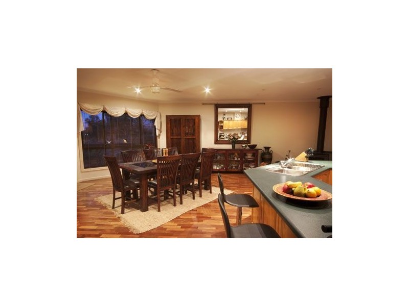 14 Davey Crescent, Angaston SA 5353