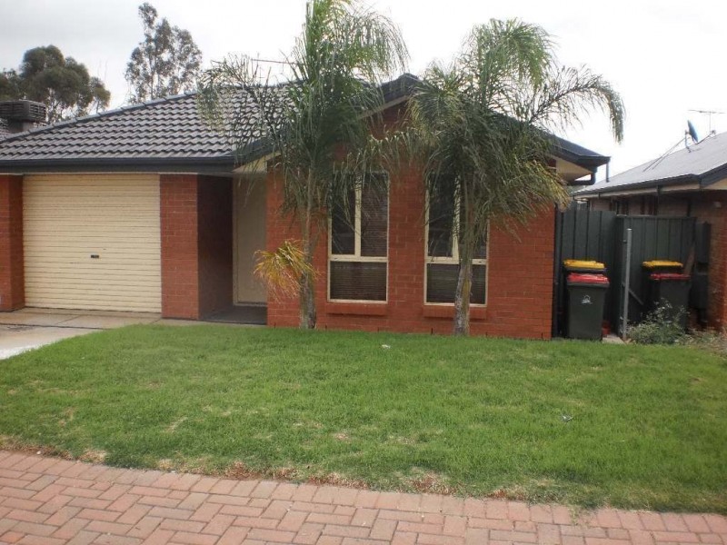 6 Woods court, Munno Para West SA 5115