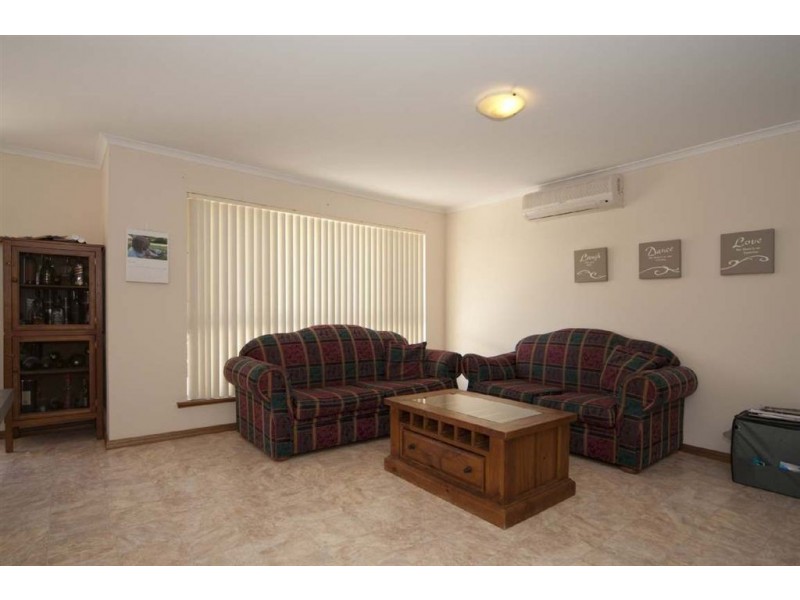 9 Birkett street, Evanston SA 5116