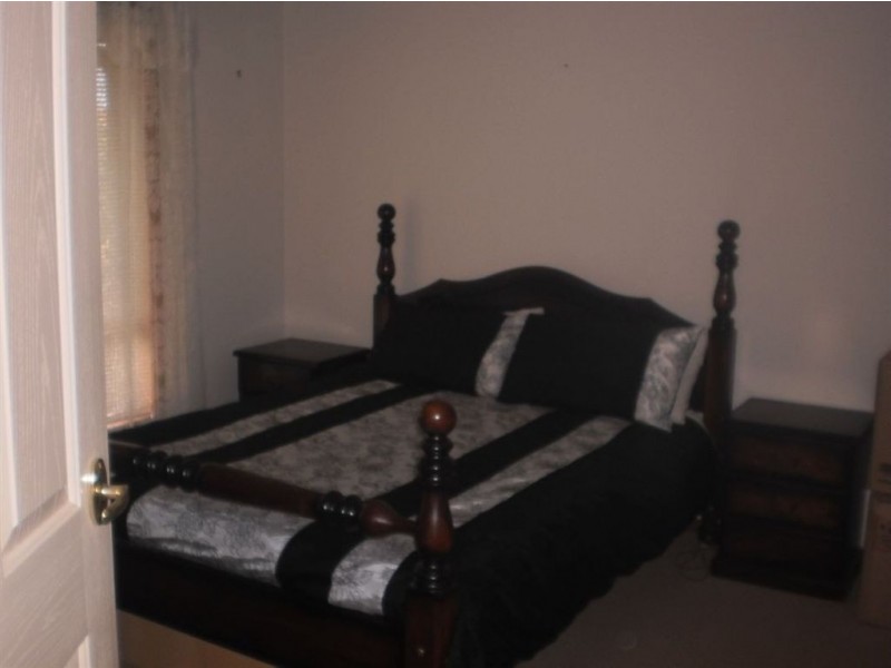 8 Creedon Close, Evanston Park SA 5116