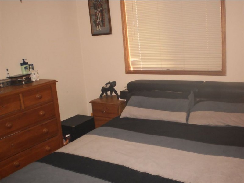 8 Creedon Close, Evanston Park SA 5116