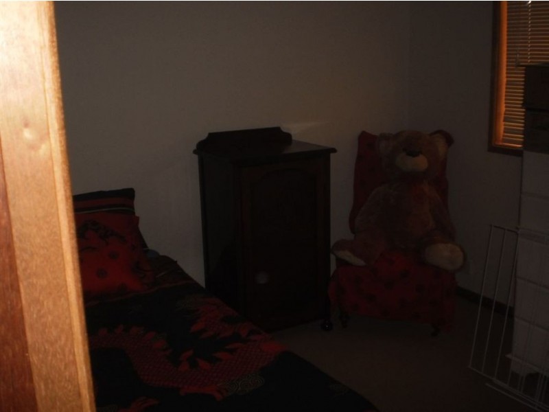 8 Creedon Close, Evanston Park SA 5116