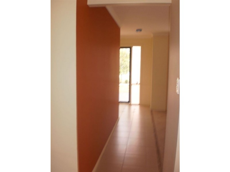 31 Thiele Crescent, Evanston Park SA 5116