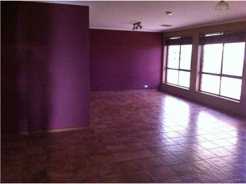 35 Gleeson Grove, Evanston Park SA 5116