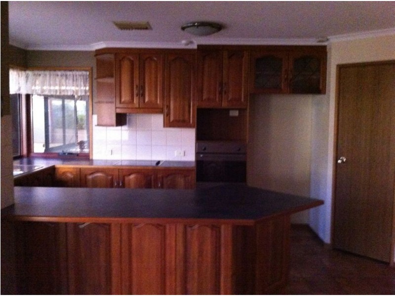 35 Gleeson Grove, Evanston Park SA 5116