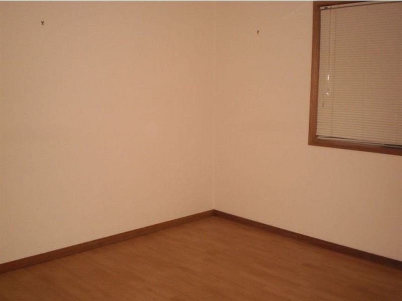 8 Creedon Close, Evanston Park SA 5116