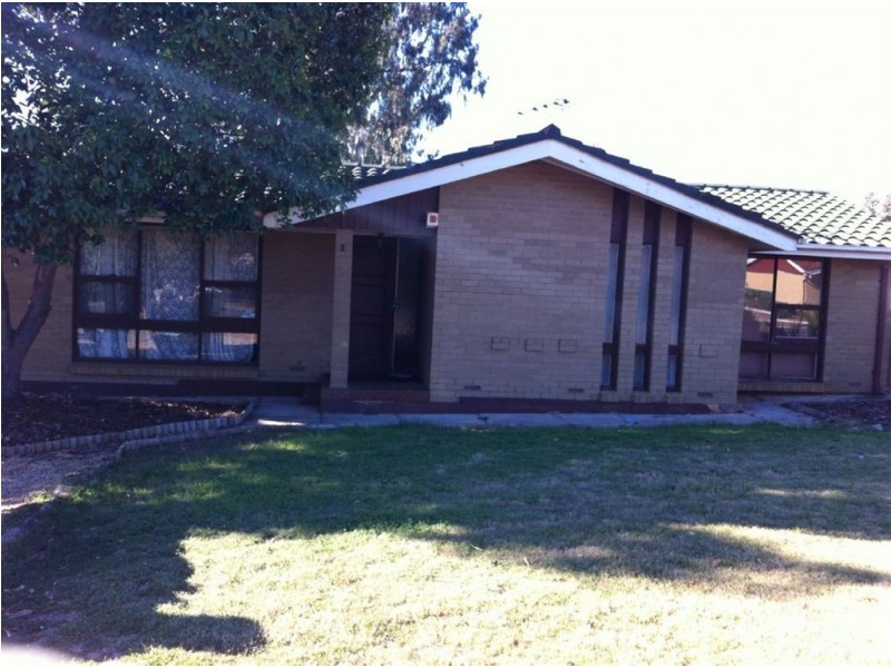 9 St Albans Road, Evanston Park SA 5116