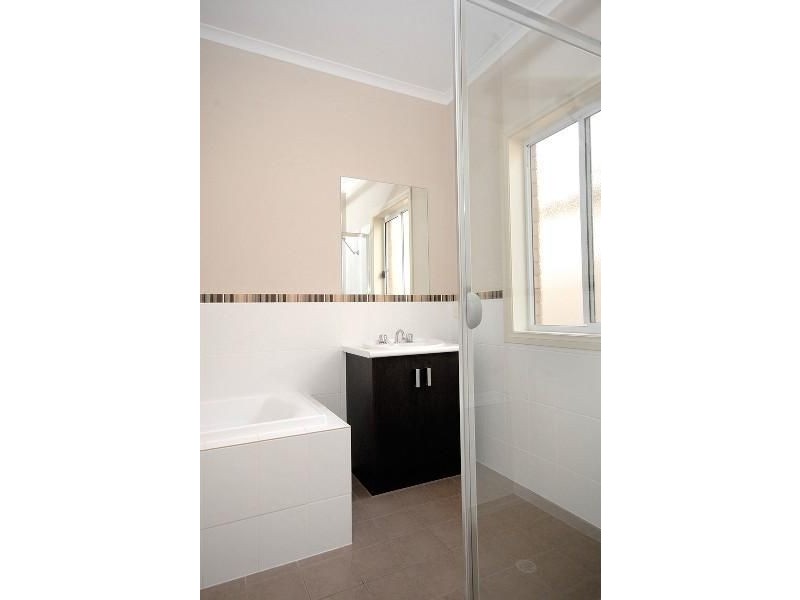 3 McKenzie Road, Elizabeth Downs SA 5113