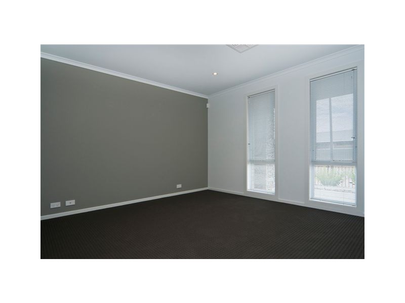 16 Saint Germain Ave, Andrews Farm SA 5114