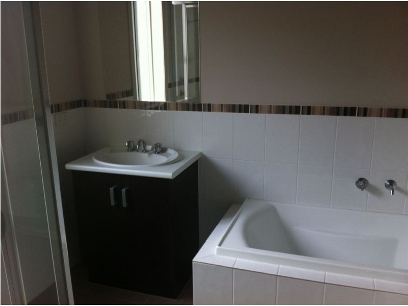 3 McKenzie Road, Elizabeth Downs SA 5113