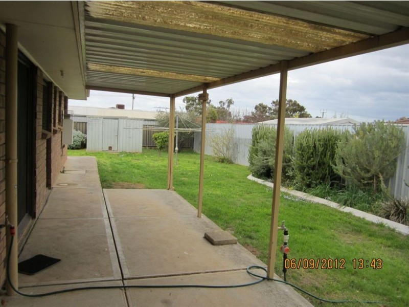 18 Kareda Street, Willaston SA 5118