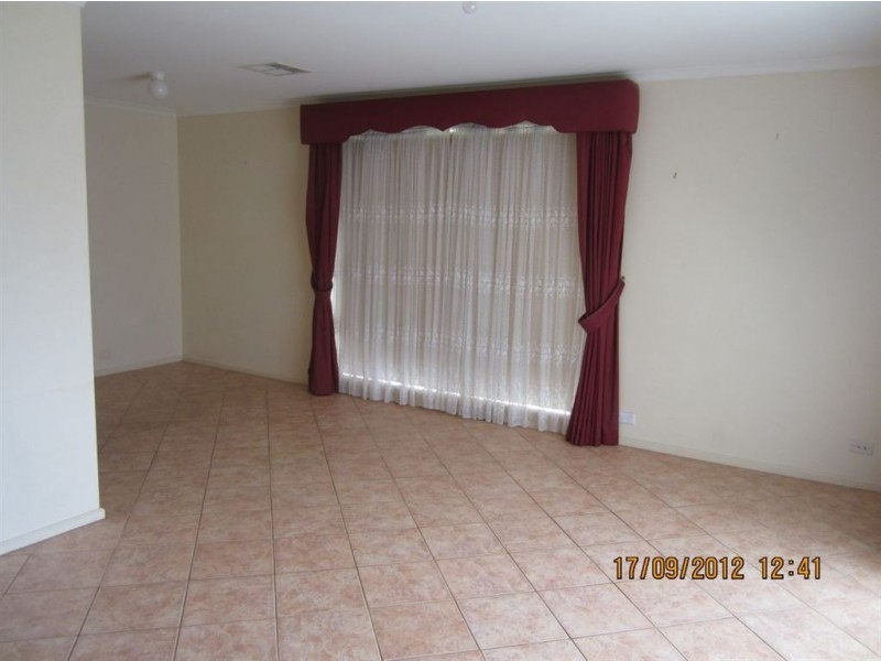 4 Chase Court, Blakeview SA 5114