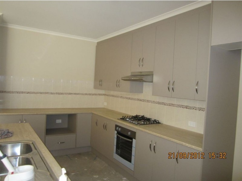 5 Mcgonigal Drive, Willaston SA 5118