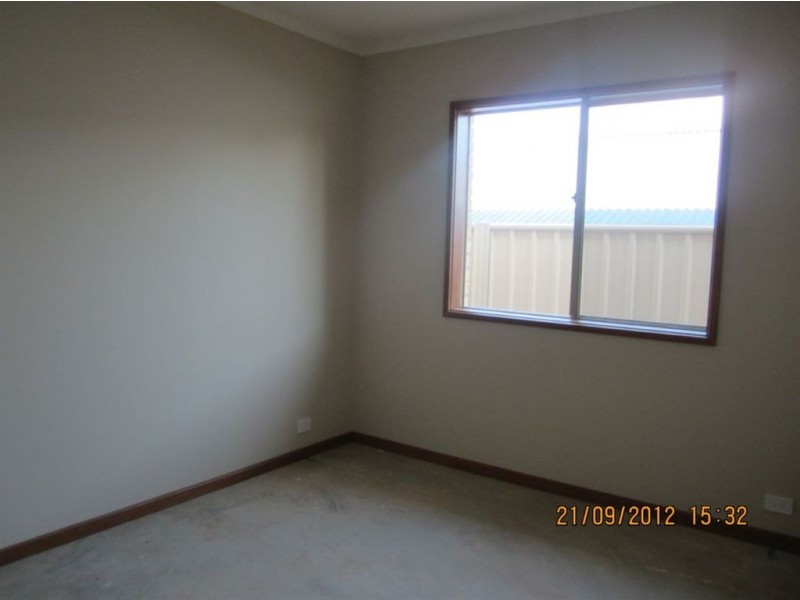 5 Mcgonigal Drive, Willaston SA 5118