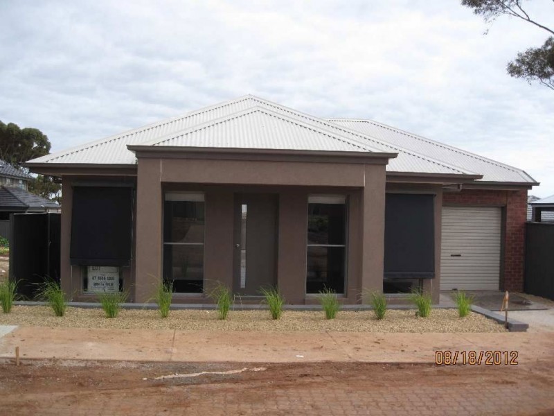 19 Salmon Gum Crescent, Blakeview SA 5114