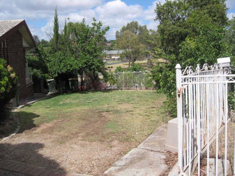 1 Dargie Avenue, Hope Valley SA 5090