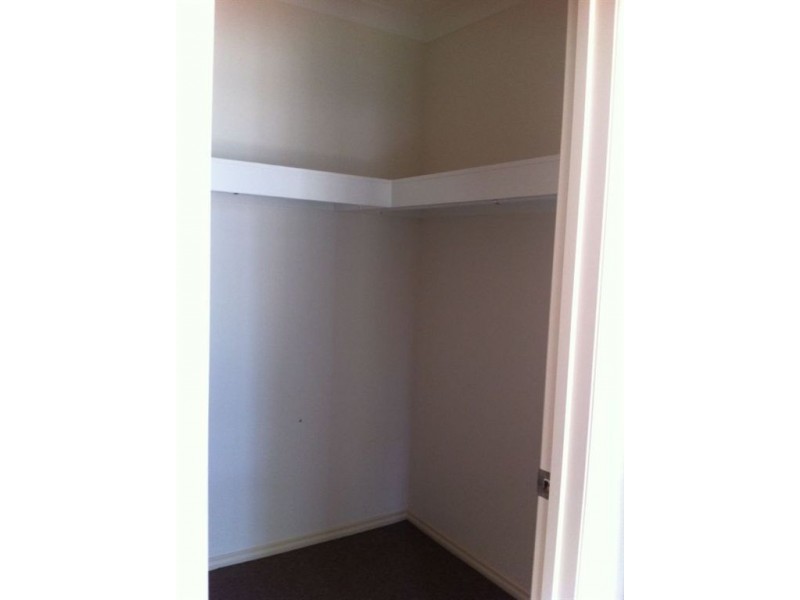 1 Oxford Court, Elizabeth Park SA 5113