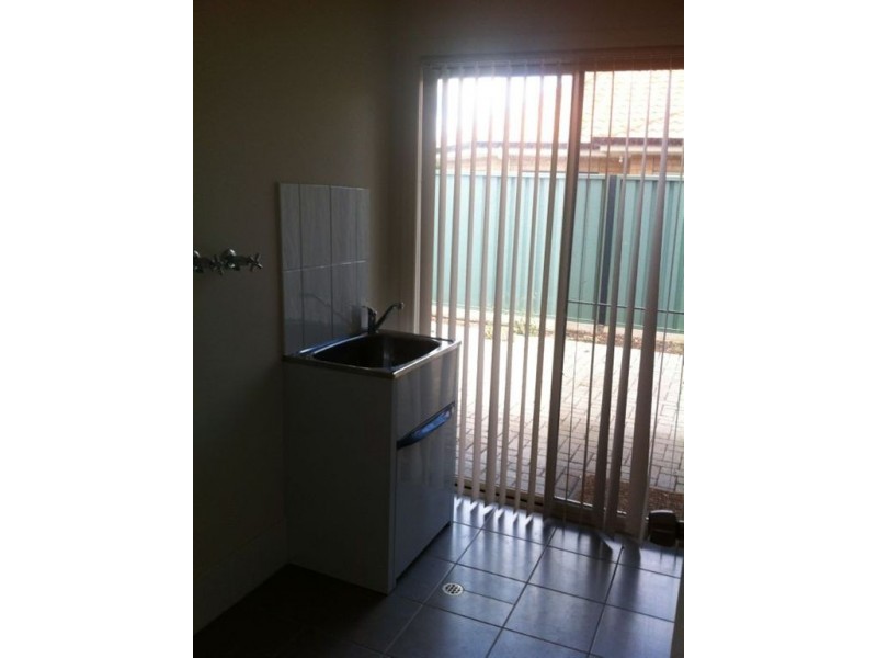 1 Oxford Court, Elizabeth Park SA 5113