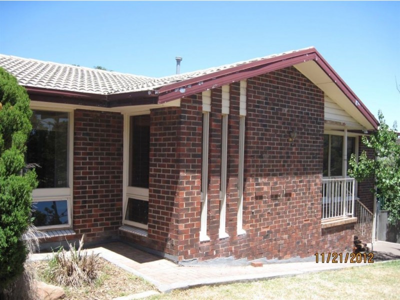1 Dargie Avenue, Hope Valley SA 5090