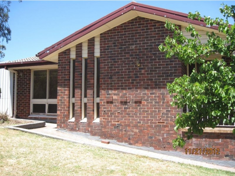 1 Dargie Avenue, Hope Valley SA 5090