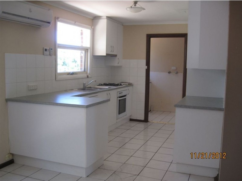 1 Dargie Avenue, Hope Valley SA 5090