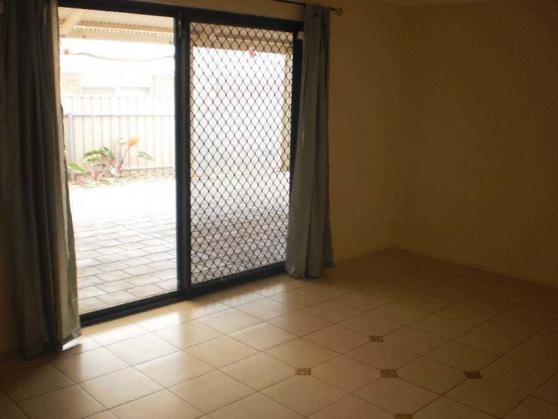 31 Thiele Crescent, Evanston Park SA 5116