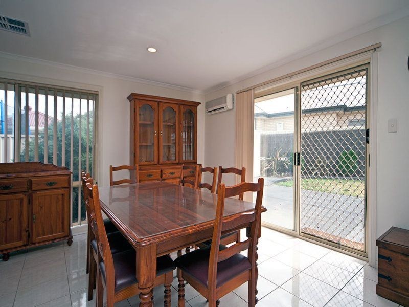 4 Macquarie Avenue, Hillcrest SA 5086