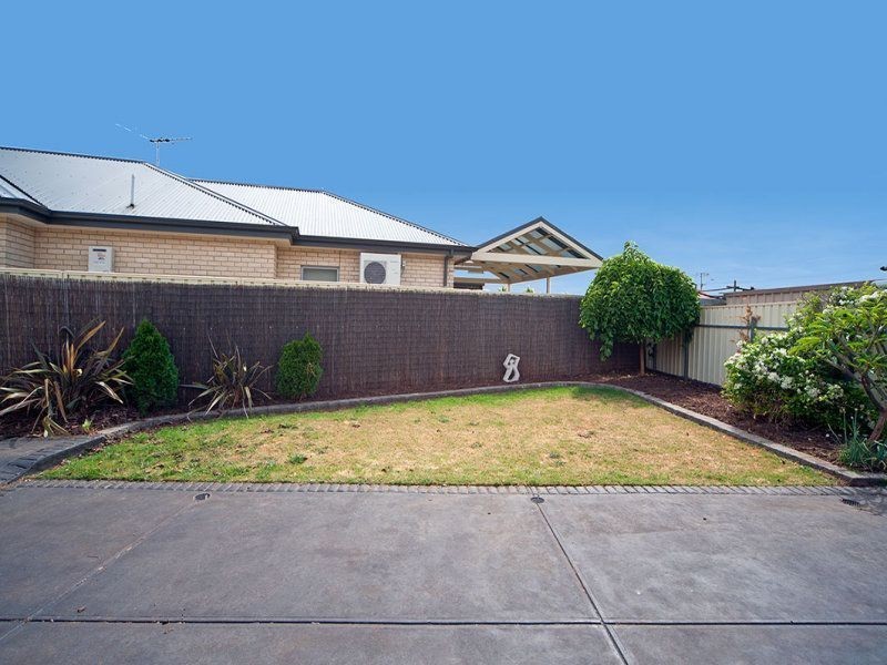 4 Macquarie Avenue, Hillcrest SA 5086