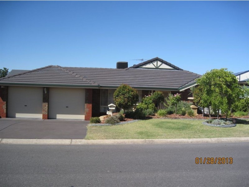 18 Oaklands Circuit, Hewett SA 5118