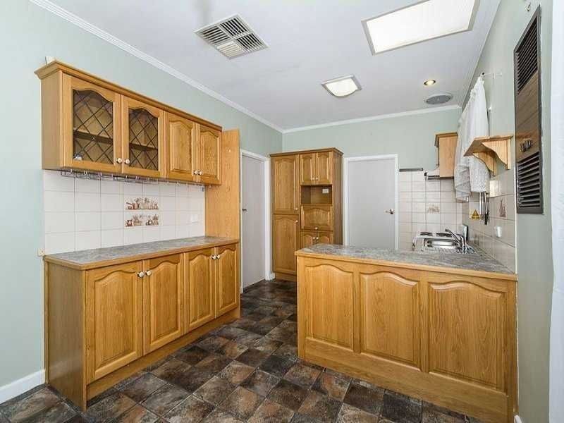 60 Sunnyside Drive, Evanston Park SA 5116