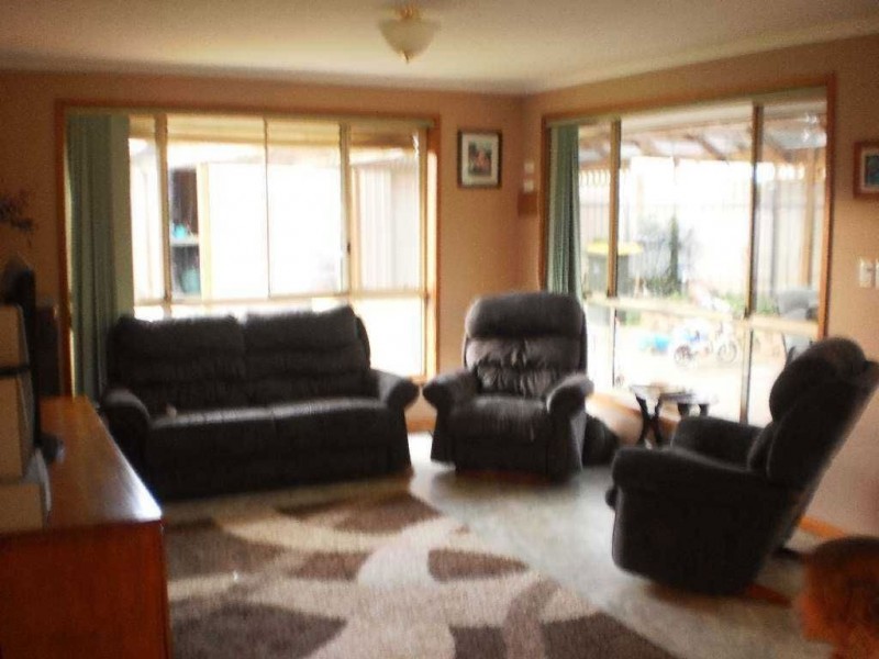 17 Holmes Street, Willaston SA 5118