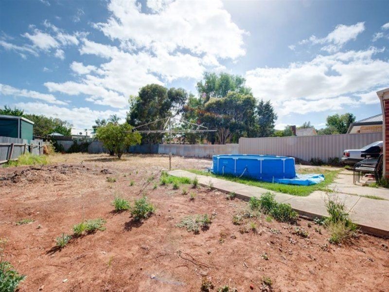 13 Hawk Street, Elizabeth Park SA 5113