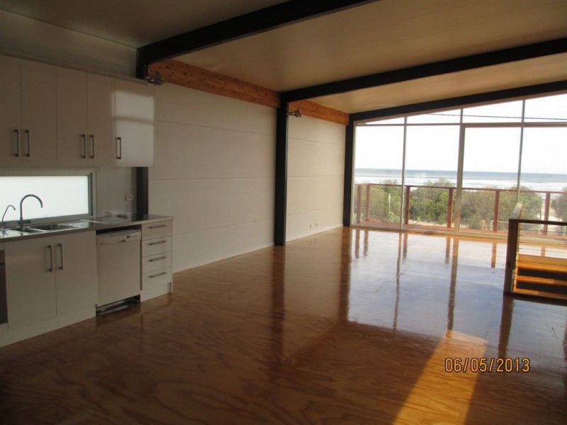 17 The Esplanade, Thompson Beach SA 5501