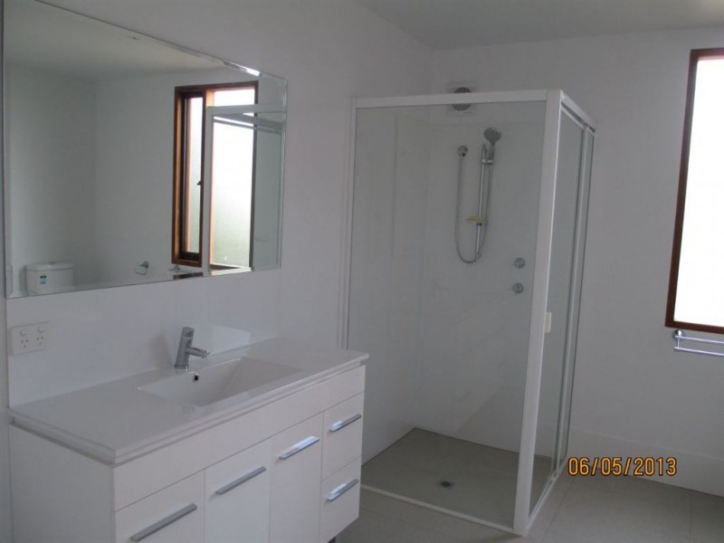 17 The Esplanade, Thompson Beach SA 5501