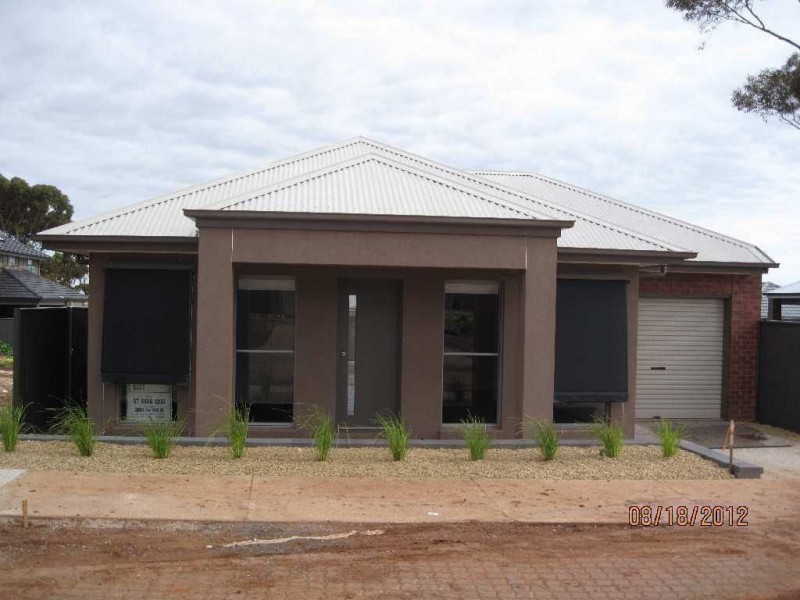 19 Salmon Gum Crescent, Blakeview SA 5114
