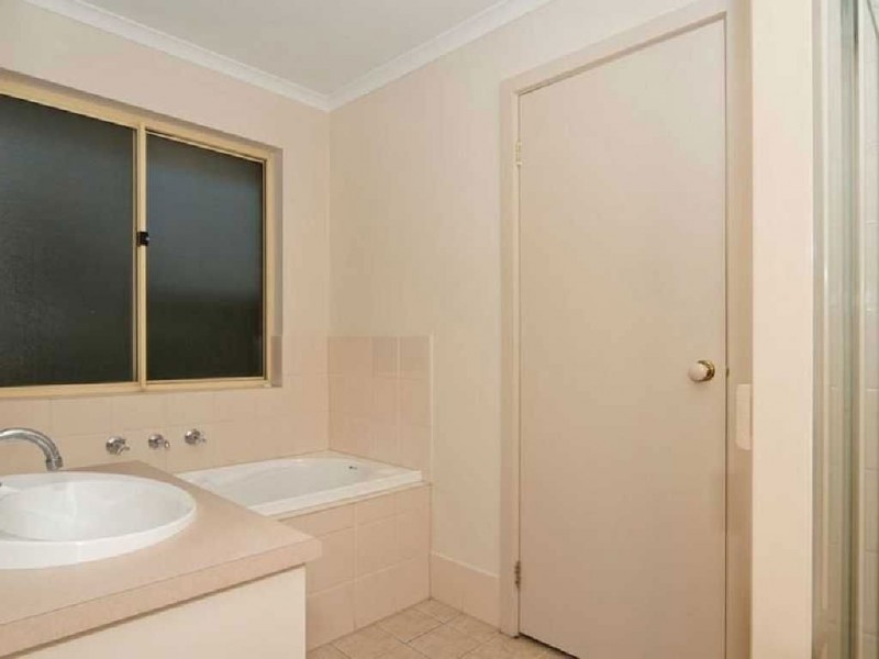 4 Eastick Court, Evanston SA 5116