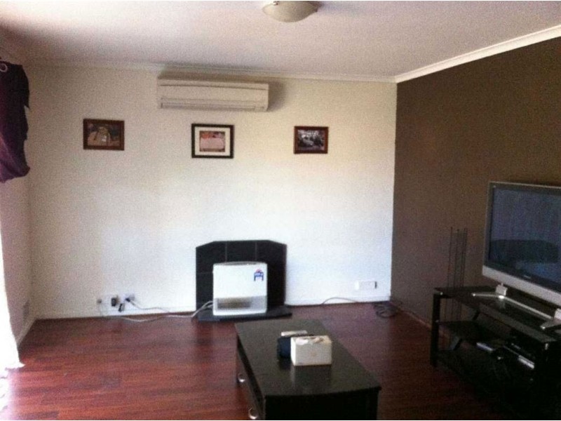 9 St Albans Road, Evanston Park SA 5116