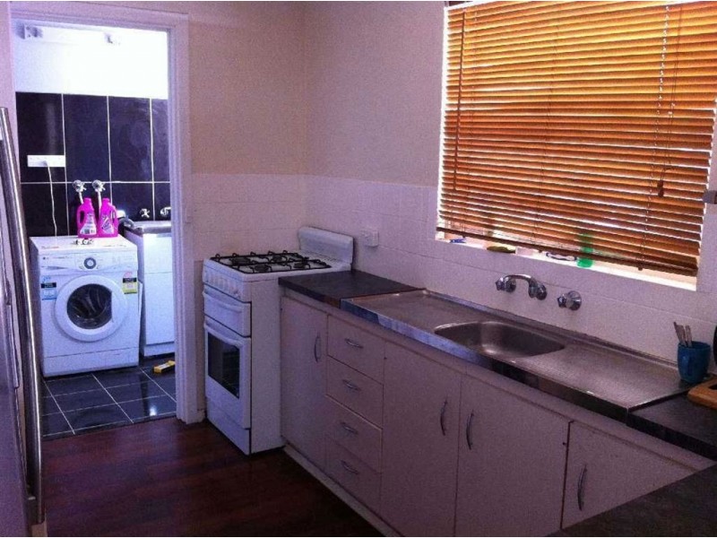 9 St Albans Road, Evanston Park SA 5116