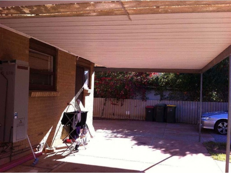 9 St Albans Road, Evanston Park SA 5116