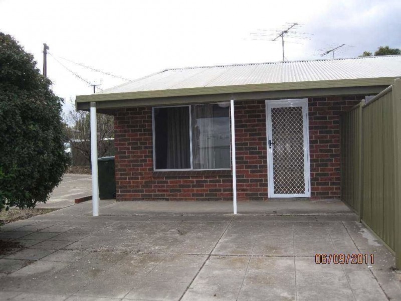 1/3 Young Street, Kapunda SA 5373