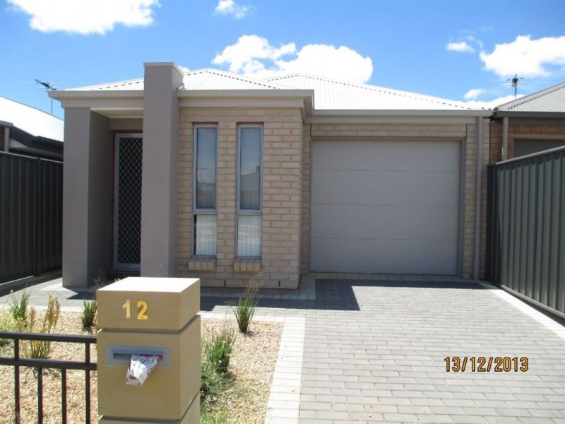 12 Torrens street, Andrews Farm SA 5114