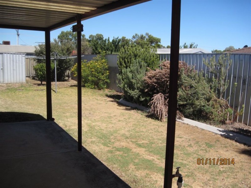 18 Kareda Street, Willaston SA 5118