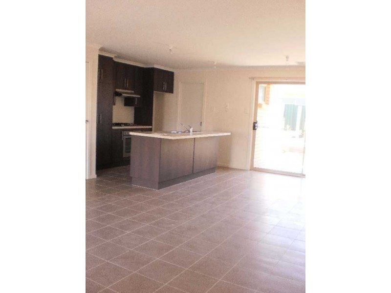 133 Kingate Blvd, Blakeview SA 5114