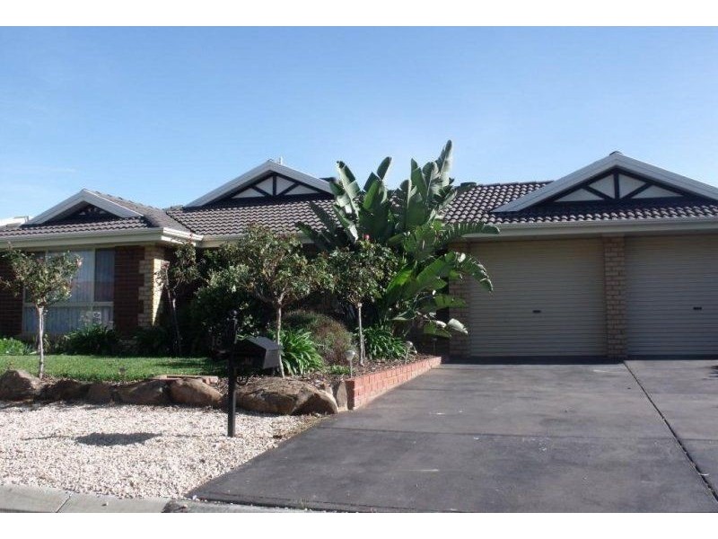 15 Dawn Close, Andrews Farm SA 5114